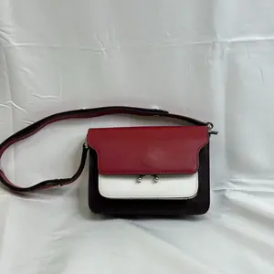 Pre-owned MARNI leather Shoulder Bags Color MINI TRUNK Bag