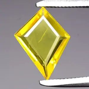 0.93ct ETW Yellow Sapphire – Kite Cut