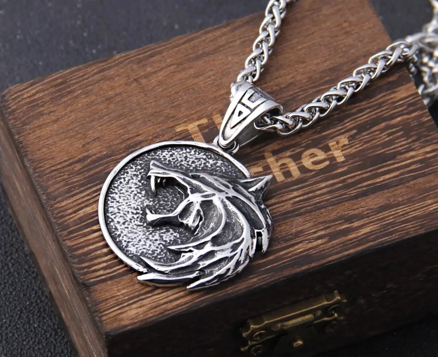 NORSET Wolf Pendant Stainless Steel Necklaces, Fashion Jewelry, Chain Pendants