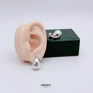 MINARA 950 Silver ARETE GOTA Medium  with Elegant Teardrop Design for Everyday Wear