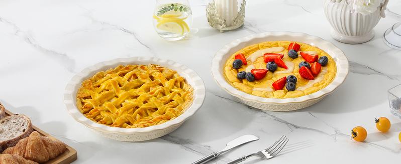 MALACASA 9 Inch Pie Pan, Embossed Deep Dish Pie Plate for Baking, Quiche, and Apple Pie, 45 OZ Round Fluted Dish Safe for Oven Use, Series Lydia Winter Holiday