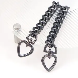 1Pc Metal Purse Chain Strap Extender Heart Shape Purse Chain for Accessory Charms, Lengthen Crossbody Shoulder Handbags Strap YUCHIANS