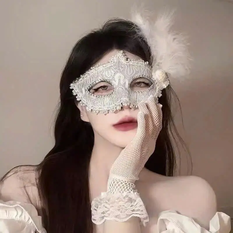 Classic Masquerade Masks for Men & Women – Royal Aristocratic Style for Halloween Parties & Festivals