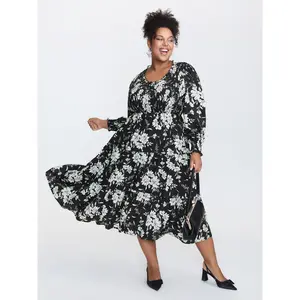 【Cottagecore Dress】 BLOOMCHIC Silhouette Flower Shirred Maxi Dress 2026 Summer Vibes Swimweek