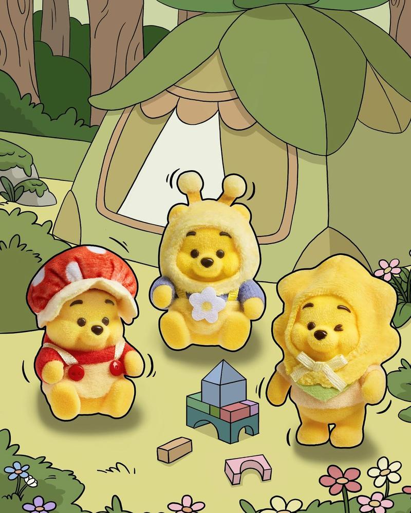 Disney Winnie the Pooh Heart Garden Series Figure Vinyl Blind Box - Cute and Soft  Plush Toy, Perfect for Hanging on Bags, Keys or Backpacks. A Lovely Gift for Any Occasion