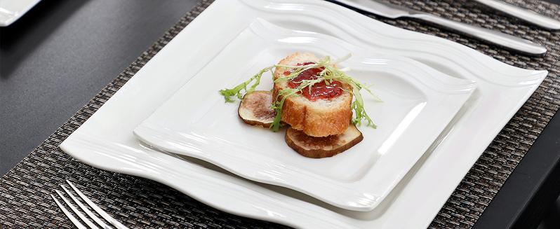 MALACASA 28/30 Pieces Ivory White Dinnerware Sets,  Porcelain Square Plates and Bowls Sets for 6, Ceramic Dishware Set, Series Mario modern design Winter Holiday