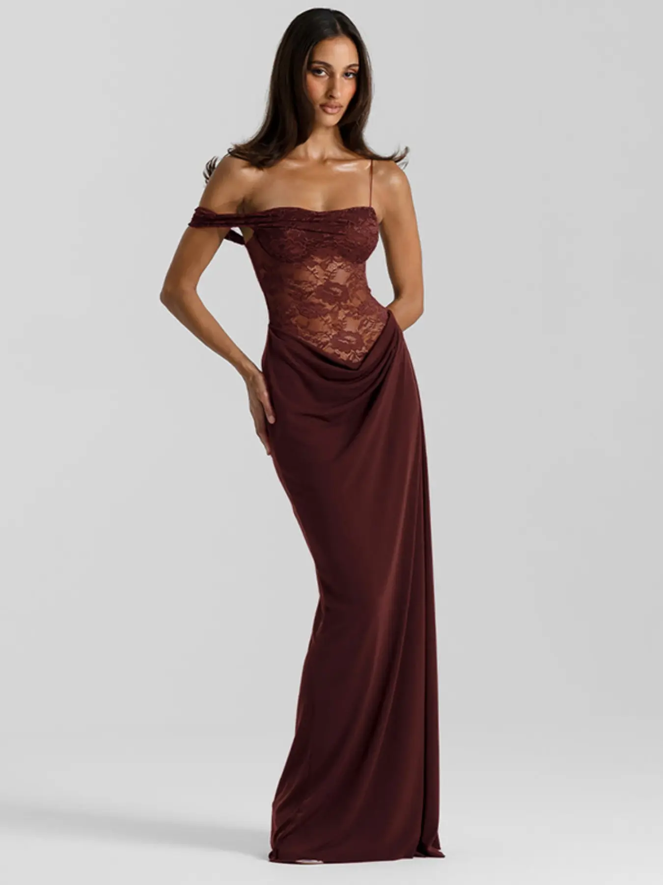 Women's Sexy Slim-Fit Lace Spaghetti Strap Sleeveless Dress, Summer & Fall Fashion, Lightweight Thin Fabric Patchwork Design, Elegant Slit Hem, Perfect for Casual Wear, Elegant Draped Style, Elegant Summer Dresses