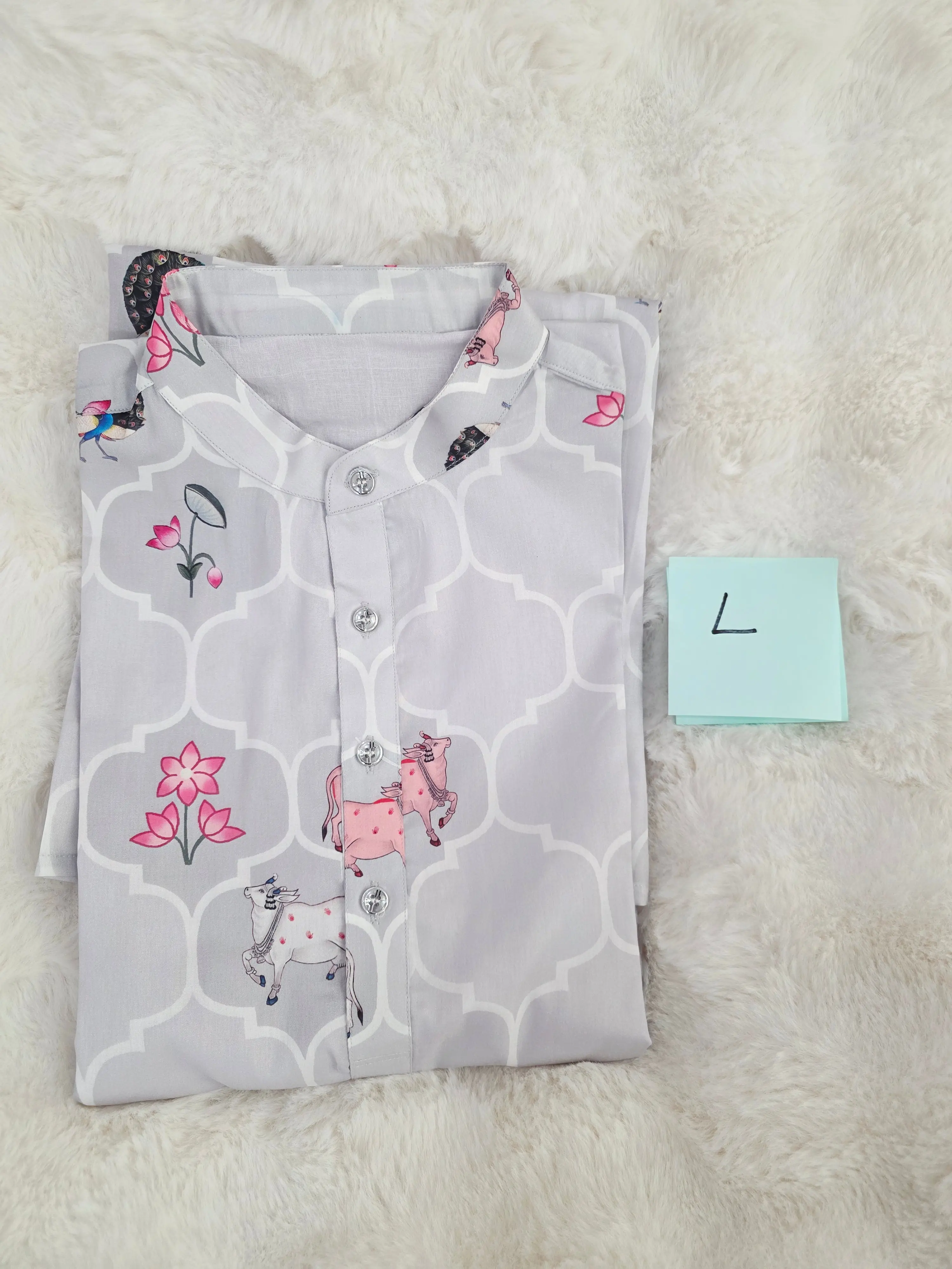Men’s Grey Tussar Silk Pichwai Print Kurta – Size L