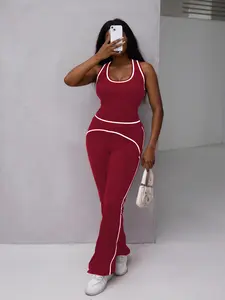 USBOUTIQUE CHIC Women's Sporty Tracksuit Set - Casual Two-Piece Athletic Wear, Ideal for Gym & Daily Activities, H-Shaped Back Design, Bell-Bottom Pants