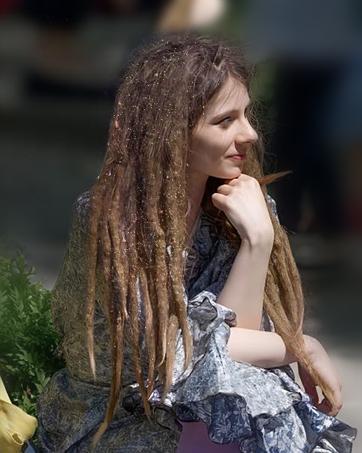 [TikTok Exclusive Offers] HANYWIL New upgrade Body Glitter, Glitter Spray for Hair and Body, Spray, Hairspray Clothes, Long-Lasting Shimmer Suitable Stage, Festival Rave Makeup Prom 2.11 Fl Oz Cosmetic Daily