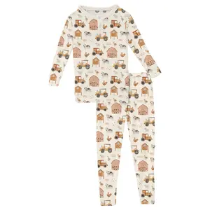 Print Long Sleeve Henley Pajama Set in Natural Farm Life