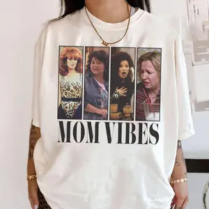 Retro 90’s Mom Vibes Vintage Funny Mom Shirt, Retro Funny Mama Shirt, Mom Life Shirt, Iconic Mom T-Shirt, Gift for Mom, Mother's Day Gift