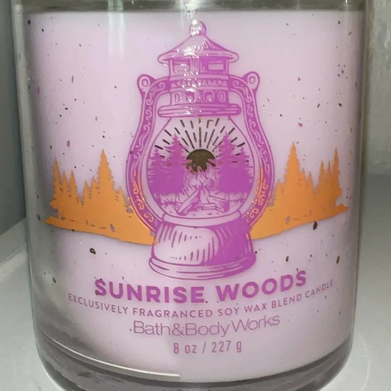 Bath and body works 8Oz sunrise woods candle - TikTok Shop