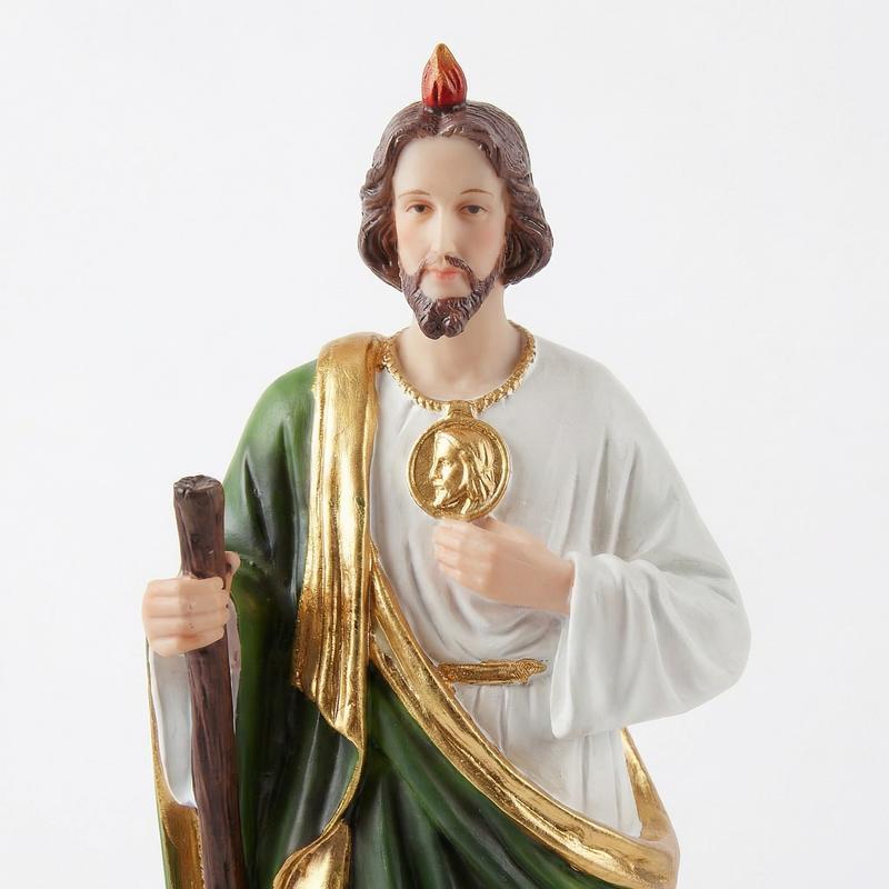 8.5 Inch Religious Resin St. Jude Tadeo Statue – Colorful Catholic Prayer Statue for Home Worship, Devotional Figurine for Believers, Collectible Religious Decor Mini Faith