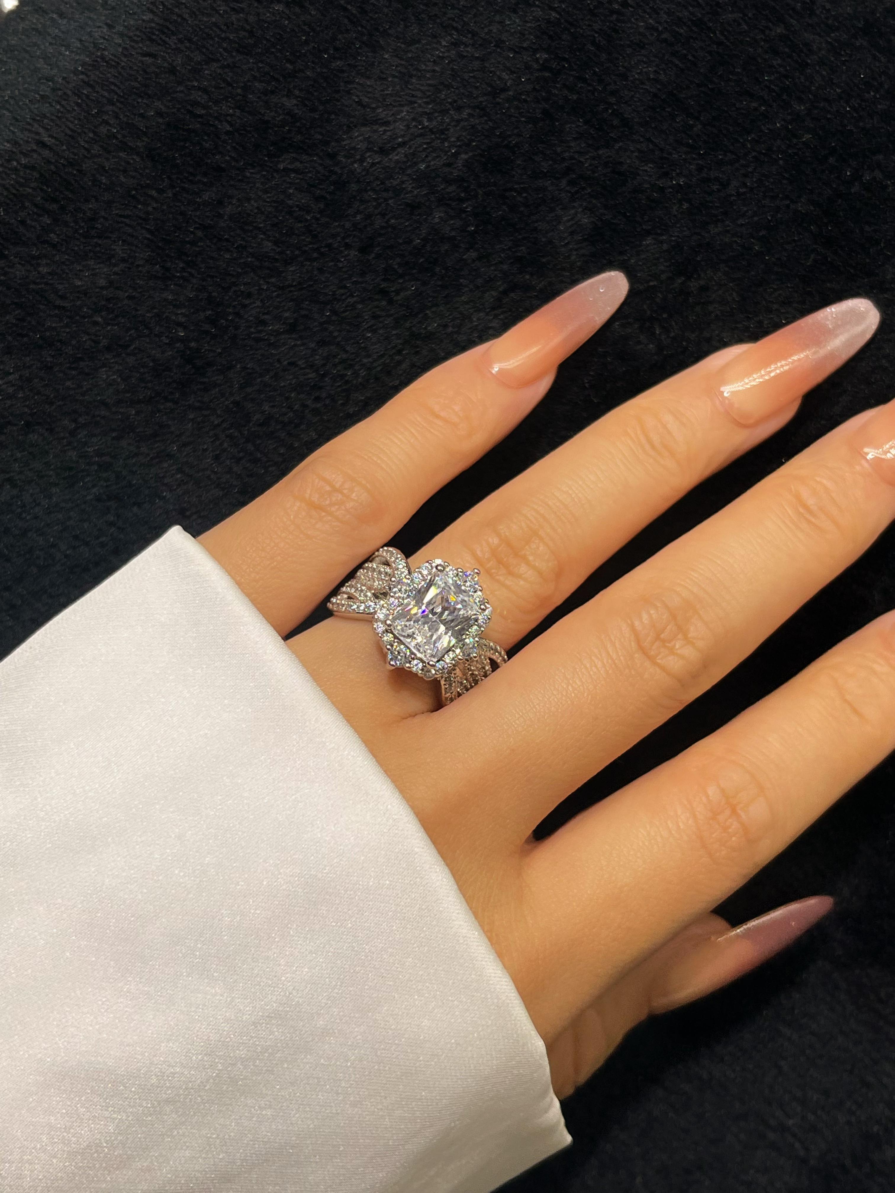 JJ CHIC 3CT Radiant Cut Ring for Women, 5A Cubic Zirconia Engagment Ring Jewelry, Bridal Ring & Vintage Anniversary Wedding Gift