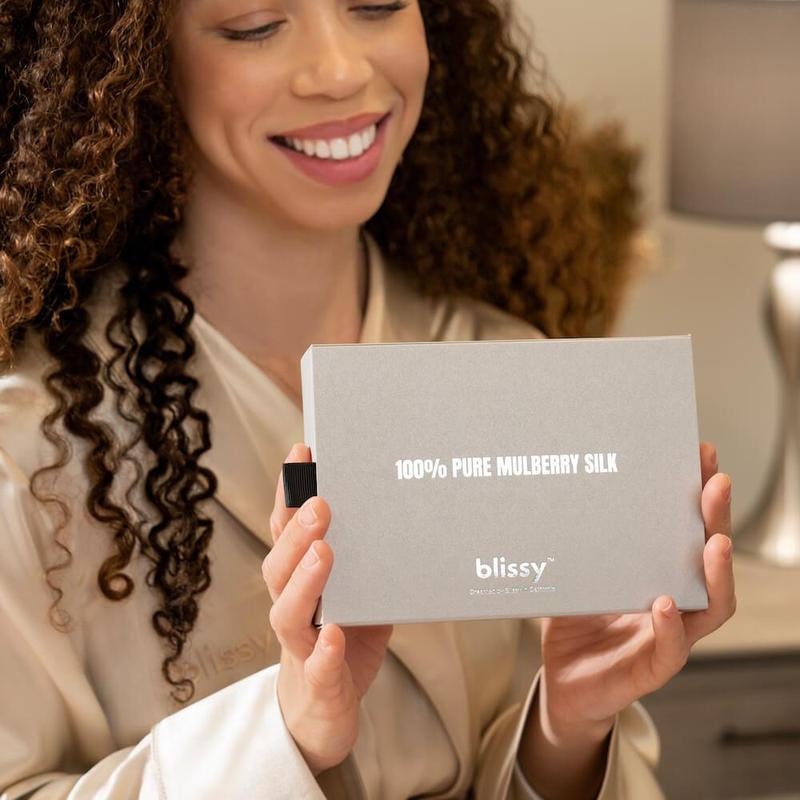 Blissy Silk Bonnet – 100% Mulberry Silk – Anti-Frizz Hair Protection – Extends Blowouts