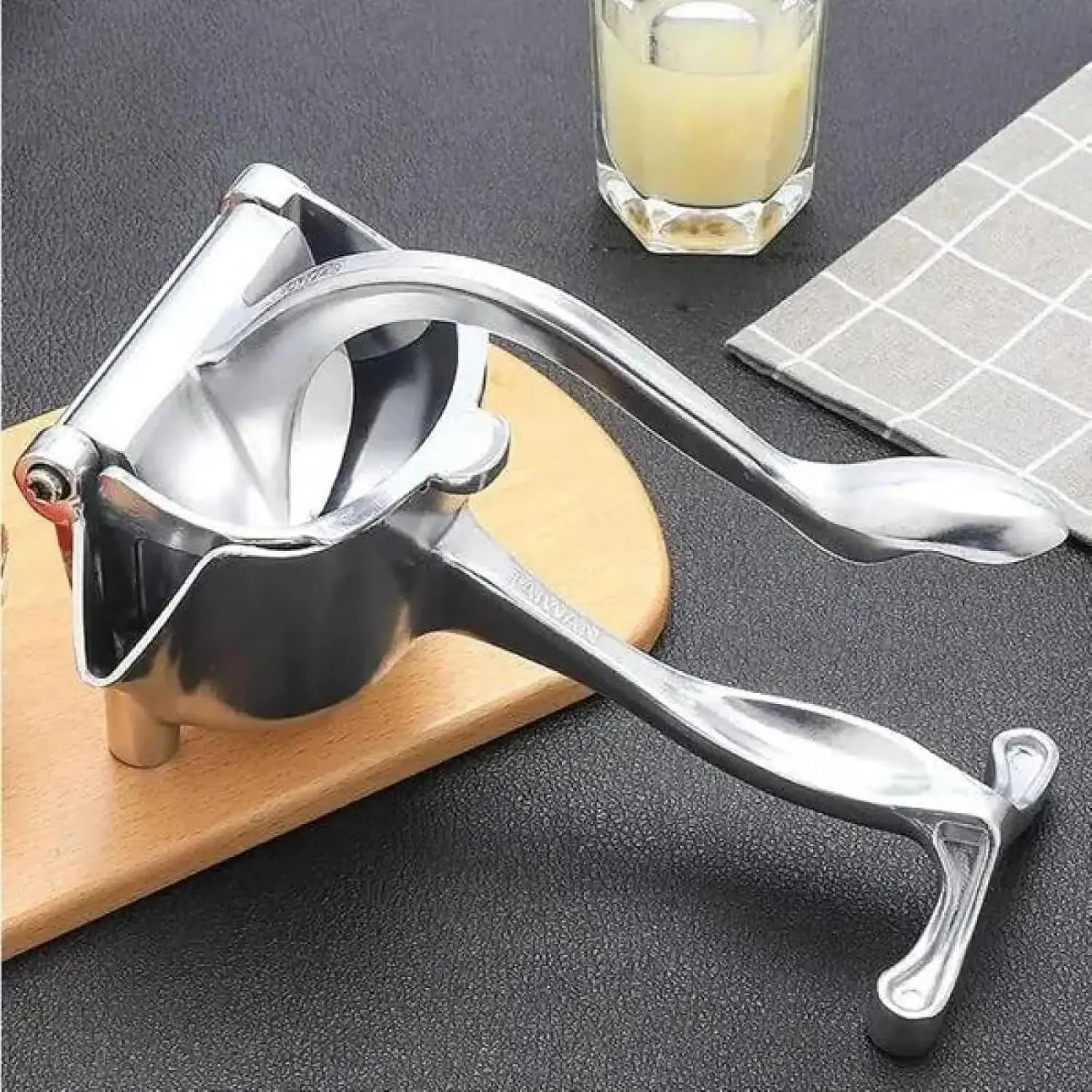 Aluminum Body Manual Hand Juicer Squeezer - Solid Metal Kitchen Utensil with Ergonomic Grip, Efficient Press for Pomegranates, Citrus, Compact Durable Easy to Use & Clean for Home Use
