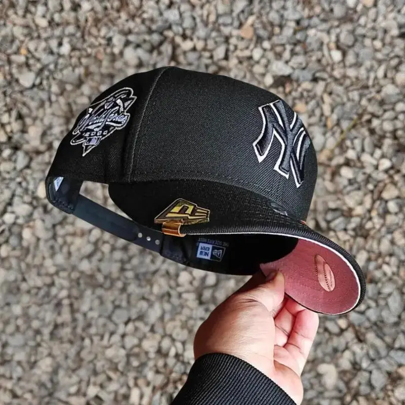 New Era New York Yankees Baseball Cap – Adjustable Snapback Hat Unisex Streetwear Hip Hop Style New Era Inspired