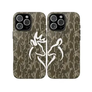 Couple Style Vintage Buck and Doe Kissing Couple Camo Phone Case, bottomland Camo, Ol School Camo Aesthetic for iPhone 17 16 15 14 13 12 11 X Pro Max Mini Plus