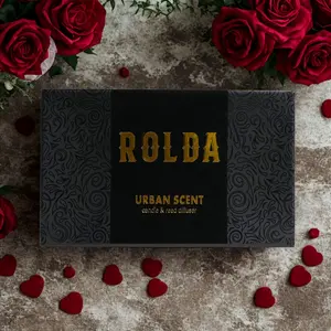 Rolda - Men's Urban Scented Candle & Reed Oil Diffuser Sticks Gift Set