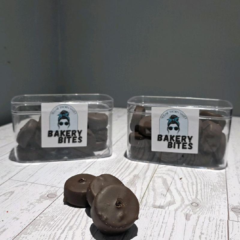 Triple Chocolate Cake Bites