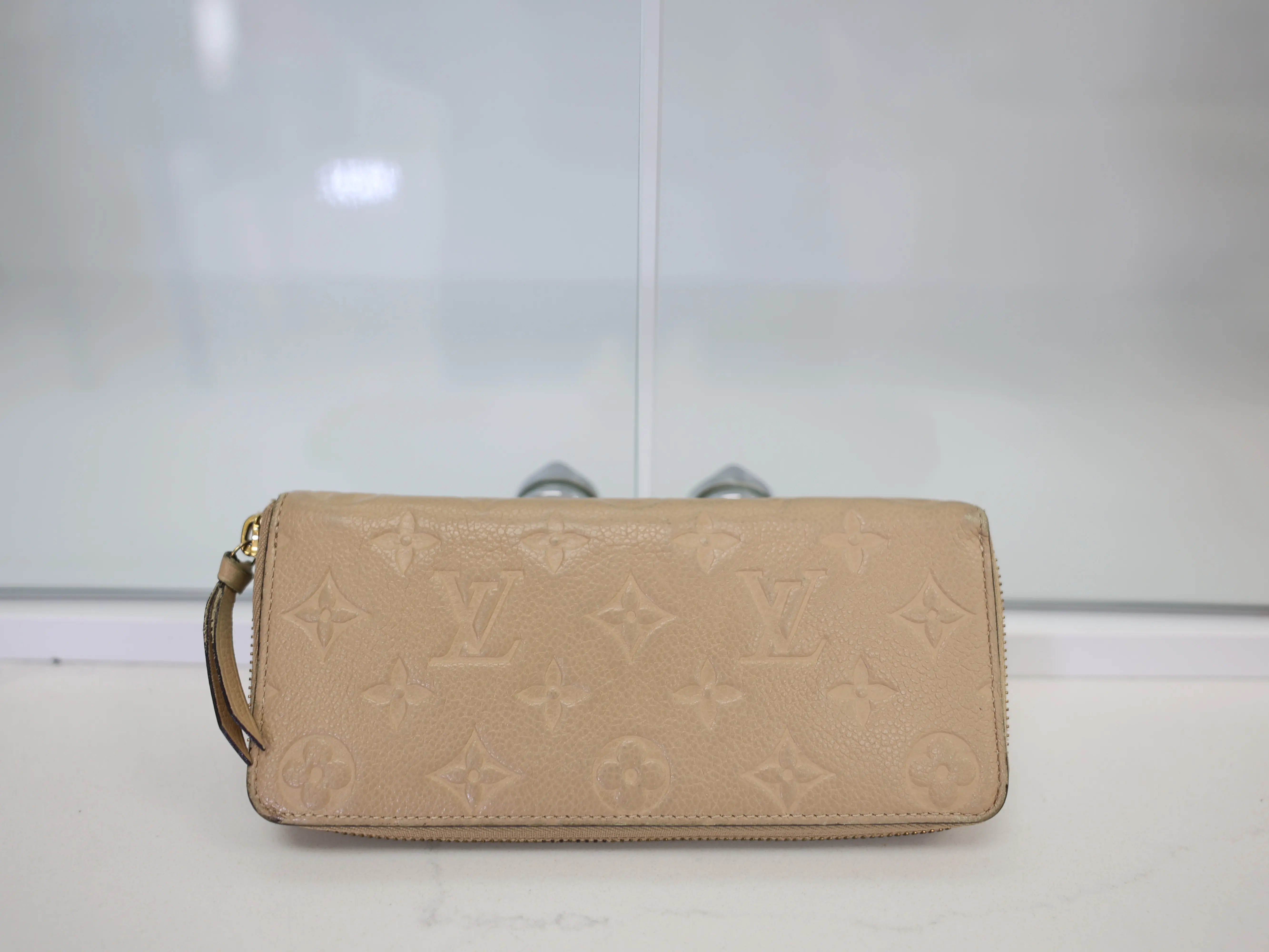 Pre-owned Louis Vuitton CANVAS Clutches & Wristlets WALLET