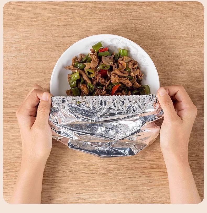 Home dining table & food container aluminum foil heat-retaining cover, kitchen food insulation and freshness keeping, high-quality aluminum foil. Home dining table & food container aluminum foil heat-retaining cover, kitchen food insulation and freshness keeping, high-quality aluminum foil.