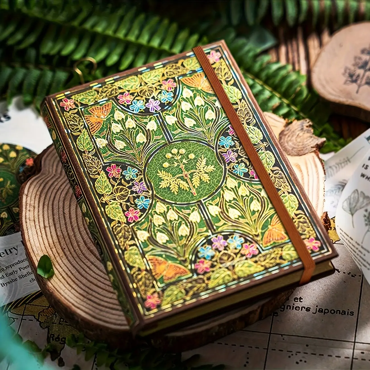 A5 Size 100 Pages Vintage Watercolor Sketchbook, Gold Foil Laser Notebook, Thickened Blank Paper, Drawing Supplies, Perfect for Art and Journaling