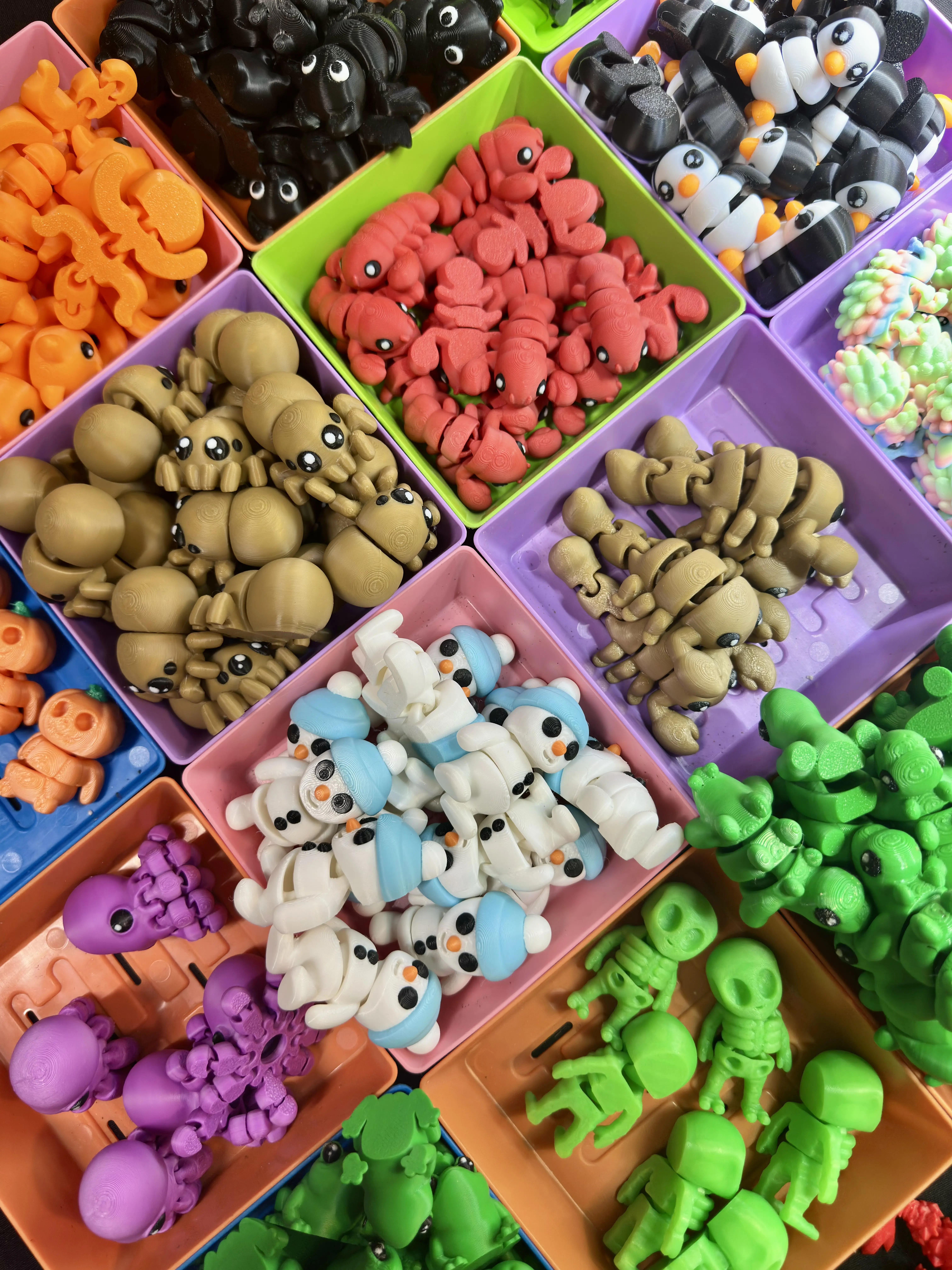 Mini Flexi Friends - 3D Printed Articulated Animal Figures - Cute Sensory Fidget Toys for Kids & Adults - Collectible Party Favor Gift - Multiple Colors, No Assembly