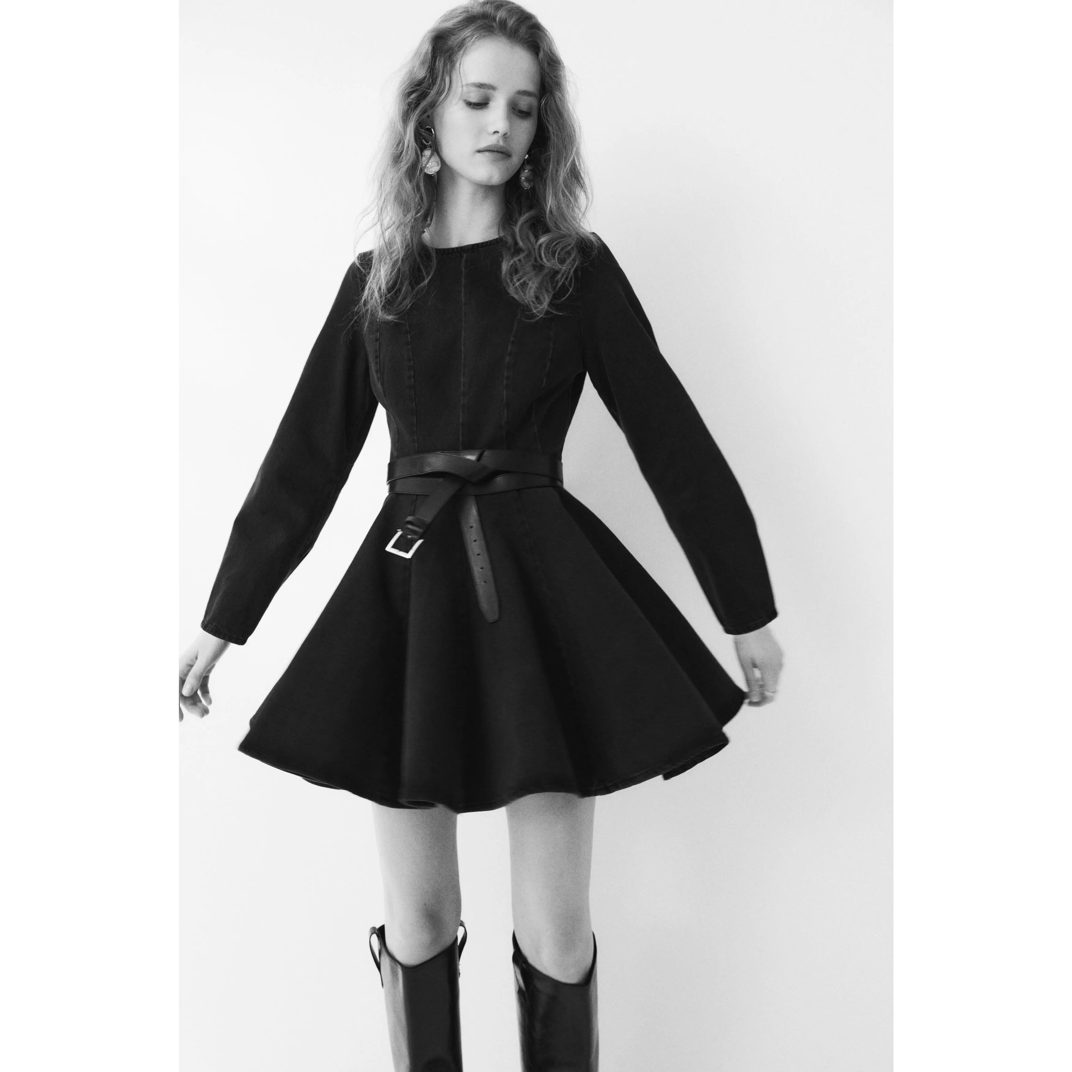 H&M Flared-skirt denim dress - TikTok Shop H&M Flared-skirt denim dress - TikTok Shop