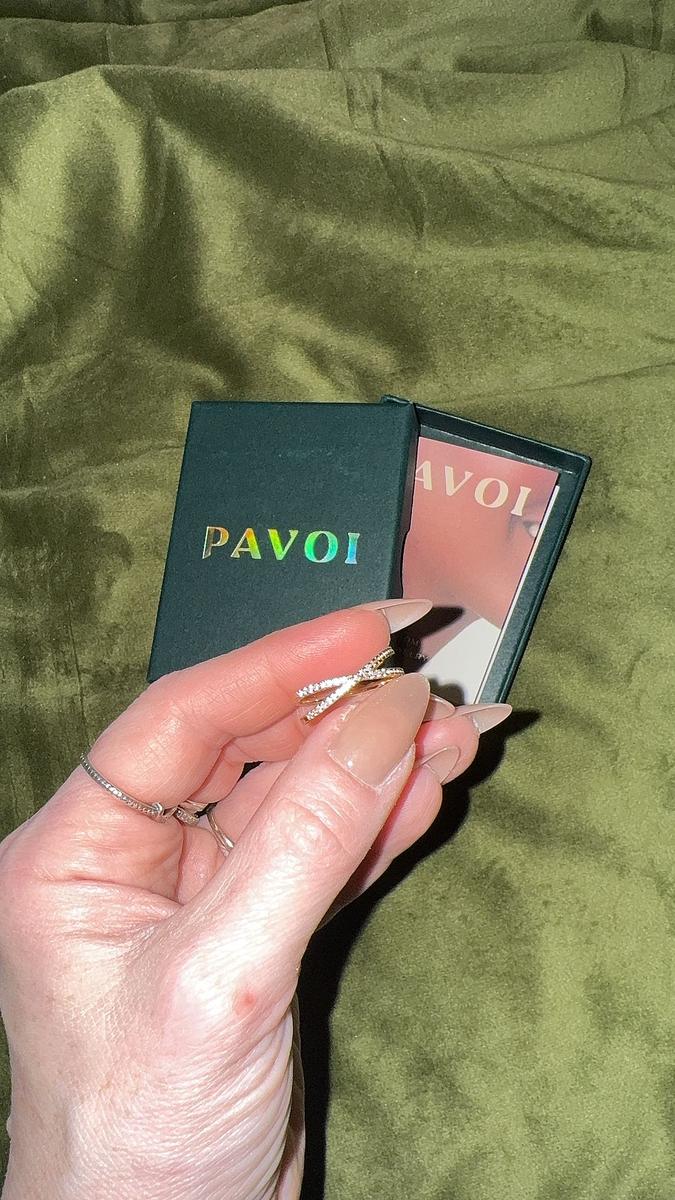 Item: Yellow Gold, 8