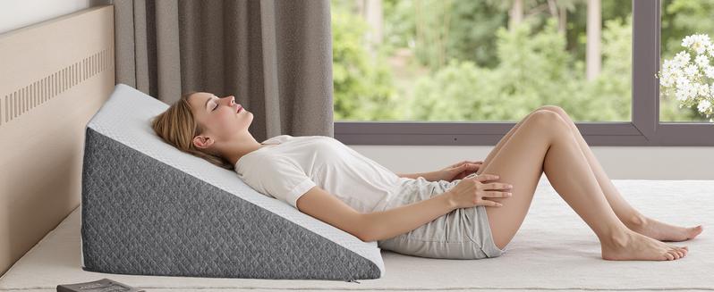 Sweetcrispy Premium Memory Foam Wedge Pillow, Body Pillow for Sleep Apnea, Sleeping Comfort, Triangle Design Washable Cover