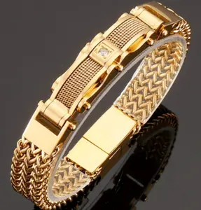 Luxury Gold Cuban Link Bracelet for Men – Bold Crystal-Embellished Statement Jewelry