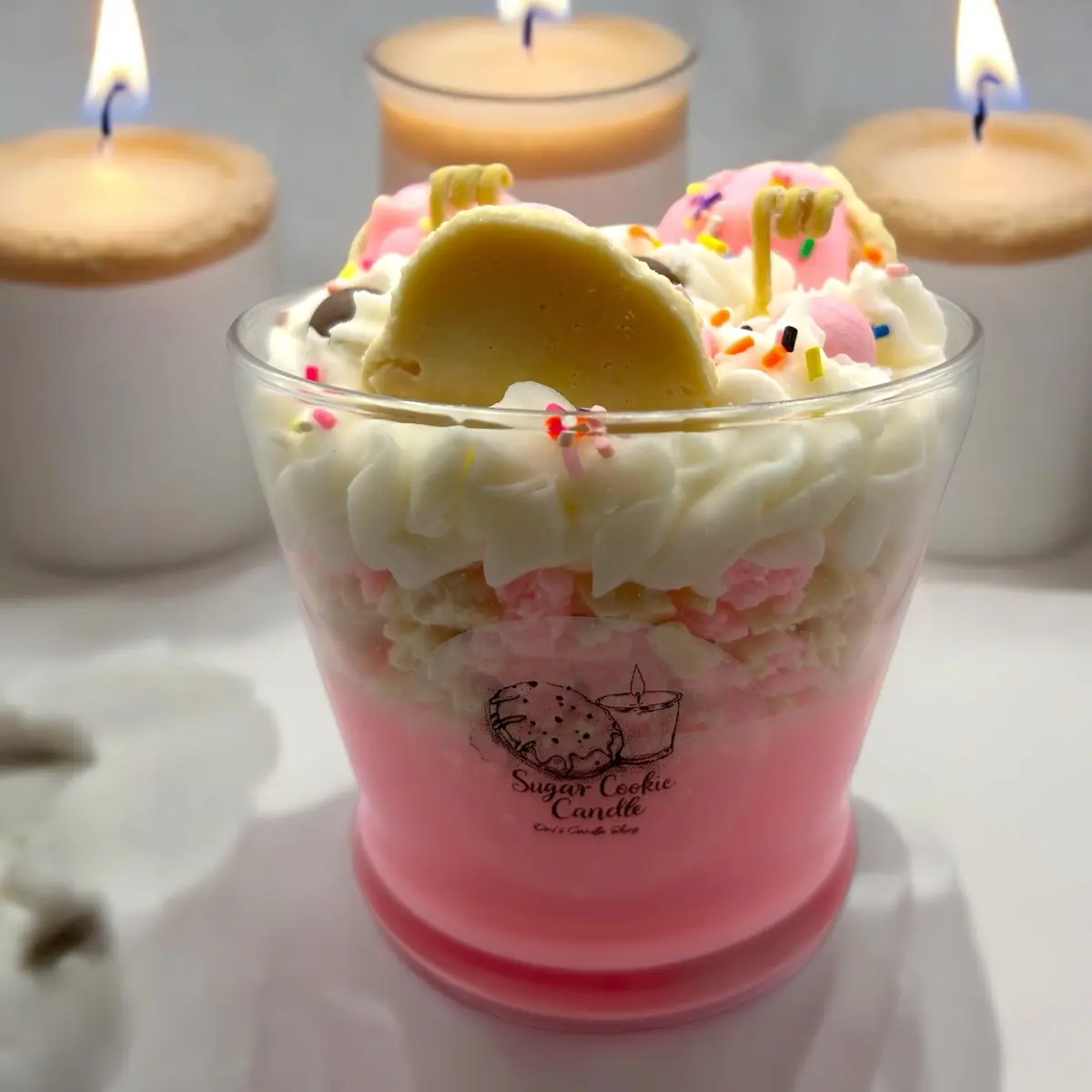 Scented Pink Frosted Sugar Cookie Candle - Long Burn Time, Ideal for Decor & Ornaments, Cozy Aroma, Gift Idea, Natural Soy Tunneling Candle