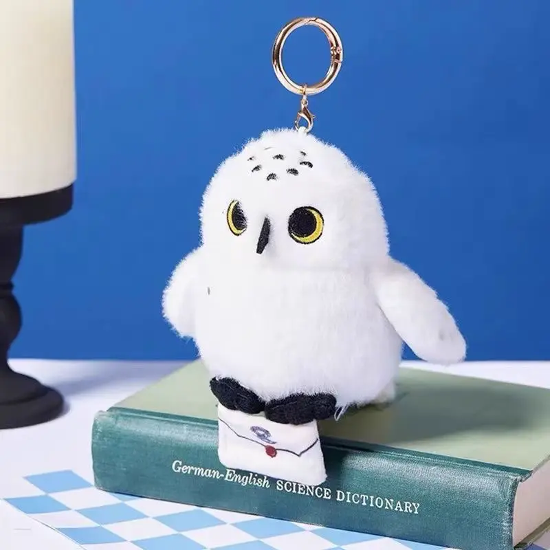 Harry Potter - Hogwarts Harry Potter Hedwig Plush Keychain Pendant - Soft & Cute Owl Design for Fans, Perfect for Bags, Backpacks, & Collectors