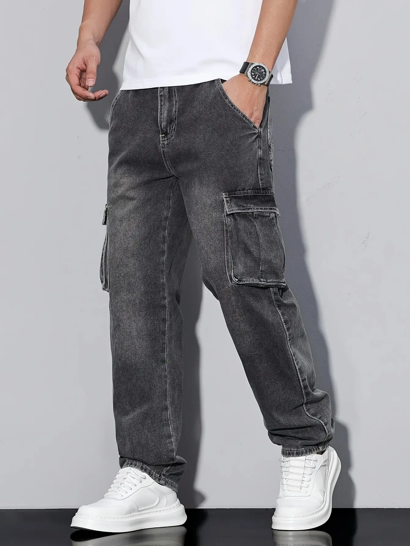 Men's Solid Straight-Leg Jeans - Casual Regular Fit All-Season Work Pants Made of Washed Non-Stretch Cotton-Viscose Denim