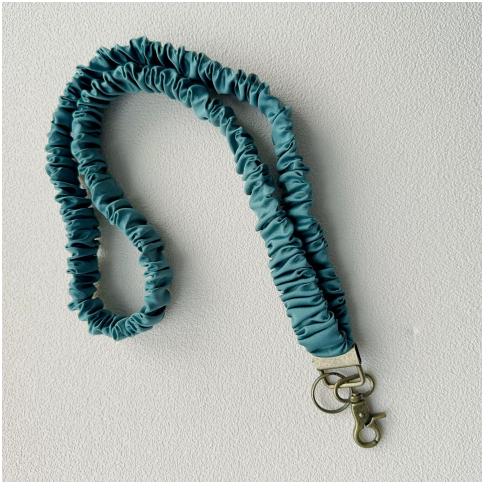 Elastic Hairband Lanyard Keychain for Women Hands-Free ID Key Holder Necklace Stretchy Lightweight Design Cute Practical Accessory for Teachers Office School Travel Daily Use Gift Giving