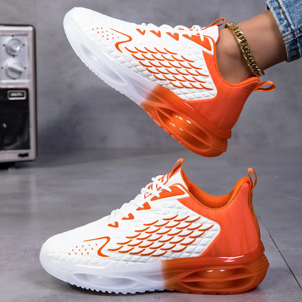 2026 Women's Mesh Fabric Outdoor Running Sneakers - Lace-Up Low-Top Running Athletic Footwear, Comfortable Breathable Natural Air Cushion, Anti-Slip Wear-Resistant Rubber Sole, Shock-Absorbing Trendy Running Shoes for Gym & Outdoor Sports
