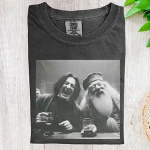 Snape and Dumbledore Laughing Aesthetic T Shirt, Trendy Magical Professor Duo Graphic Tee, Vintage Style Potions Master and Headmaster Illustration Top, Retro Humorous Fantasy Fan Gift Apparel