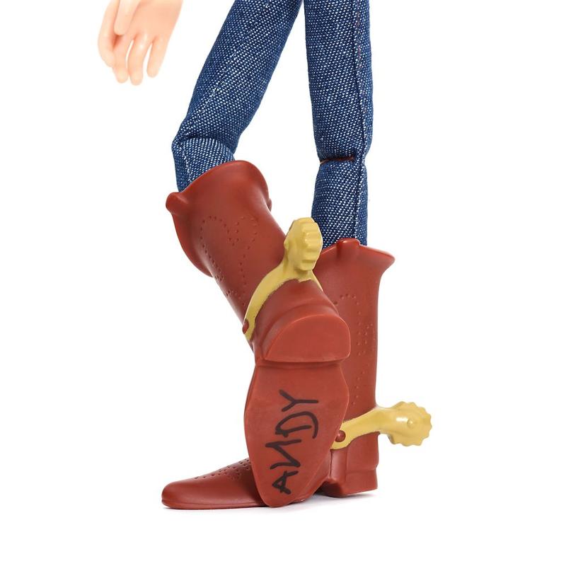 Disney Store Woody Interactive Talking Action Figure – Toy Story – 15''