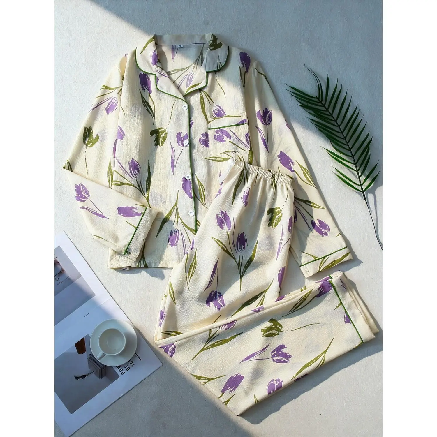 Tulip Pattern Women's Long Sleeve Pajama Set with Pants