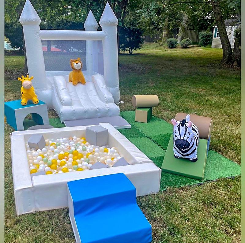 6FT Oxford Bouncy Castle Outdoor Inflatable Inflatable Halloween Christmas Decoration Jumping Castles Children Birthday Party Bounce House With Slide