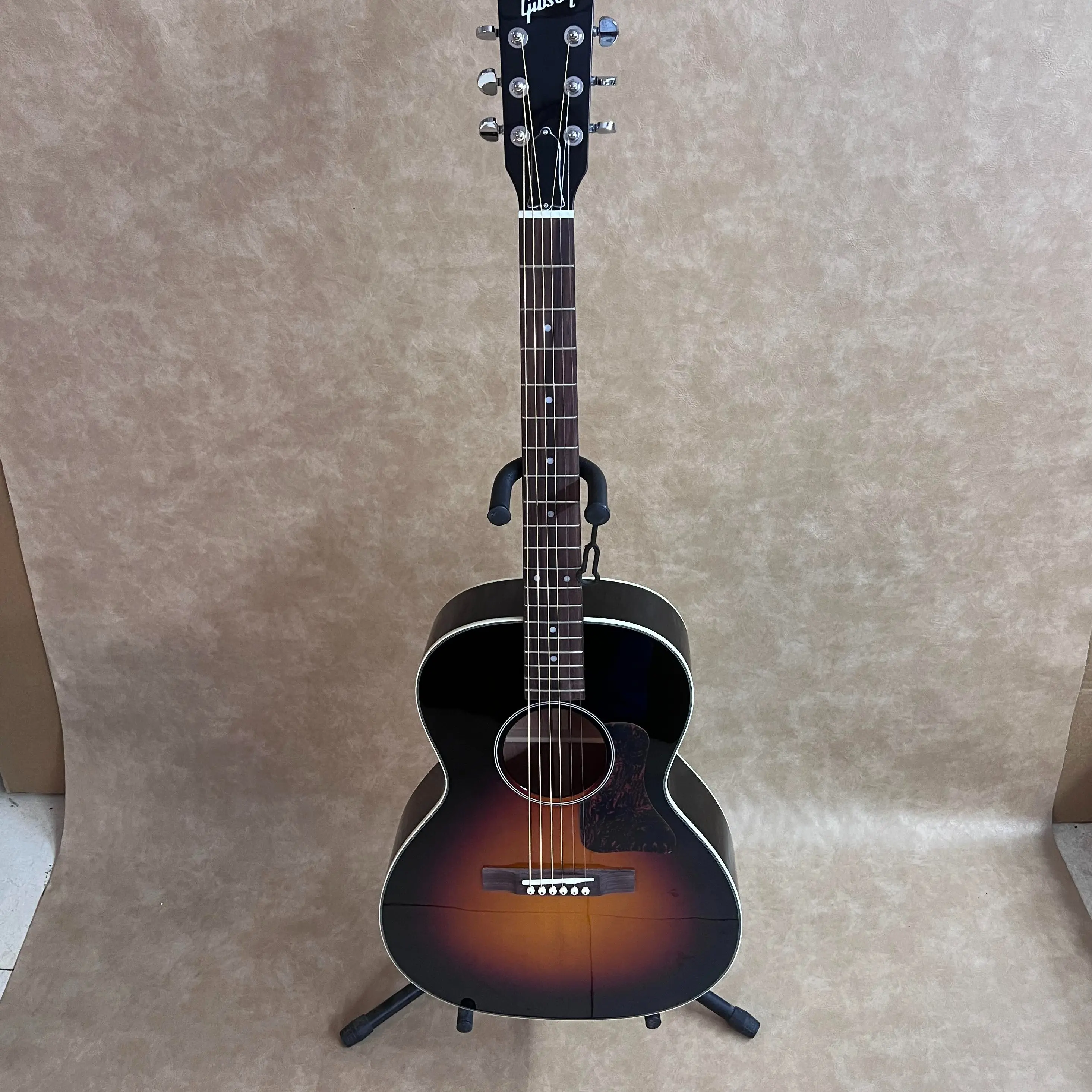 Right-Handed Handmade GIB L00 6-String Acoustic Guitar - Spruce Top, Mahogany Body, Rosewood Fingerboard, Sunset Finish Stylish Guitar for Music Lovers