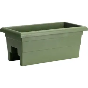 Novelty Countryside Plastic Rail Planter Novelty Countryside Plastic Rail Planter