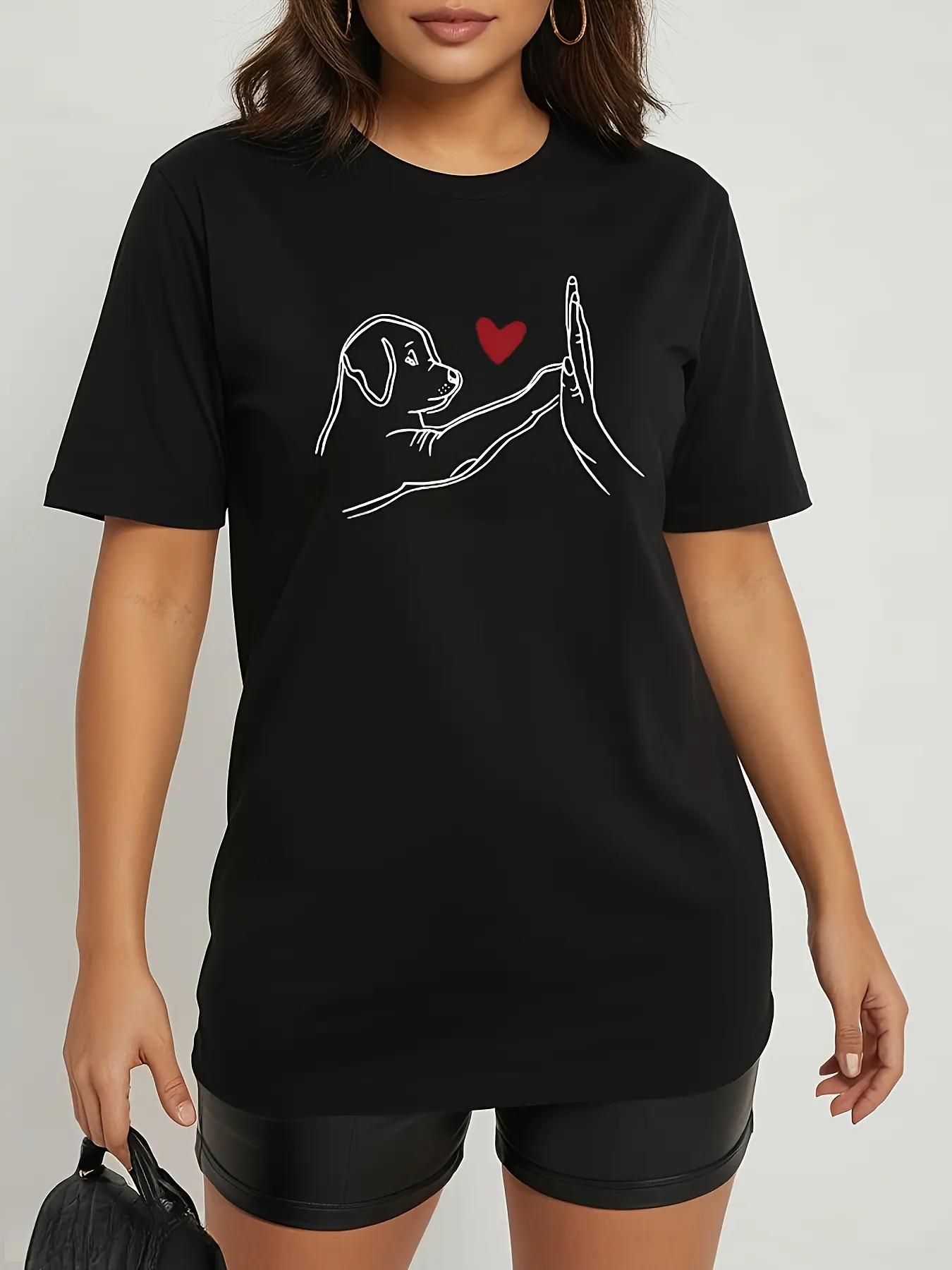 Women's Cute Dog High-Five Heart Print T-Shirt: Crew Neck Short Sleeve Soft Fabric, Breathable SS Wear, Daily Cute Style, Pet Lovers' Must-Have