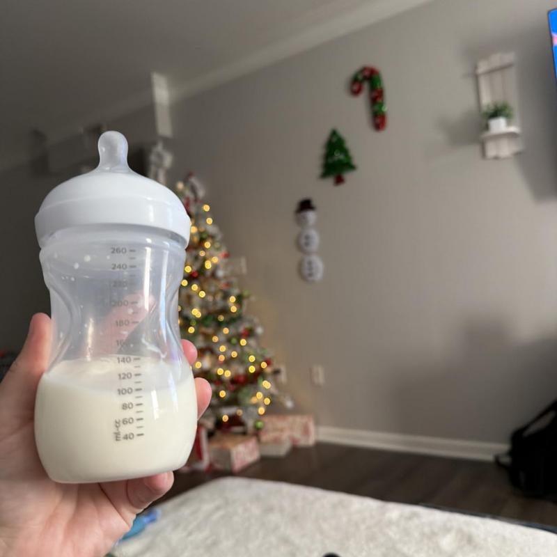 Natural Baby Bottles with Natural Response Nipples (Medium Flow, Flow 3), 9oz, 4-Pack