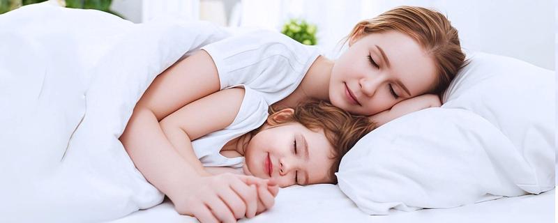 The Valentine's Day Gift Silkyrest 100% Waterproof fitted sheets Mattress Cover with deep inch Mattress- Ultra Soft, Wrinkle Free  Easy Care, Breat pockets, Fitted Sheet Fits 13-16 hable & Comfy- Machine Washable Cotton Mattress Cover for Bed