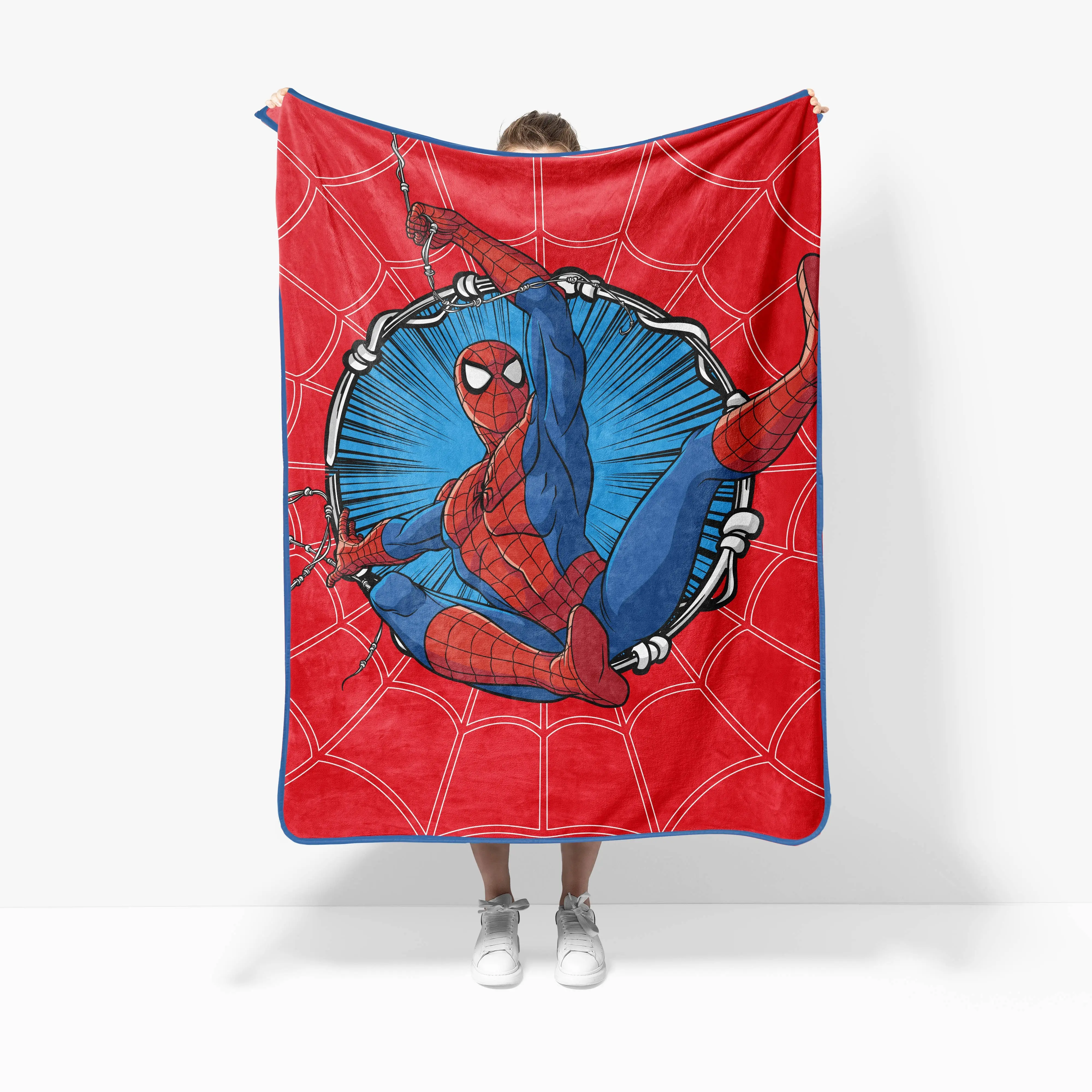 Jay Franco Marvel Spiderman Web Swing Plush Throw Blanket - Cozy Warm, Ideal Gift for Kids, Blanket Gifts, Cozy Warm Blanket
