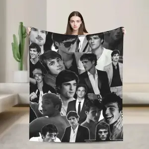 Jacob Elordi Australian Actor Poster Blankets Quality Soft Warm  Throw Blanket Winter Travel Outdoor Comfortable Bedspread  Best choice for home and outdoor
