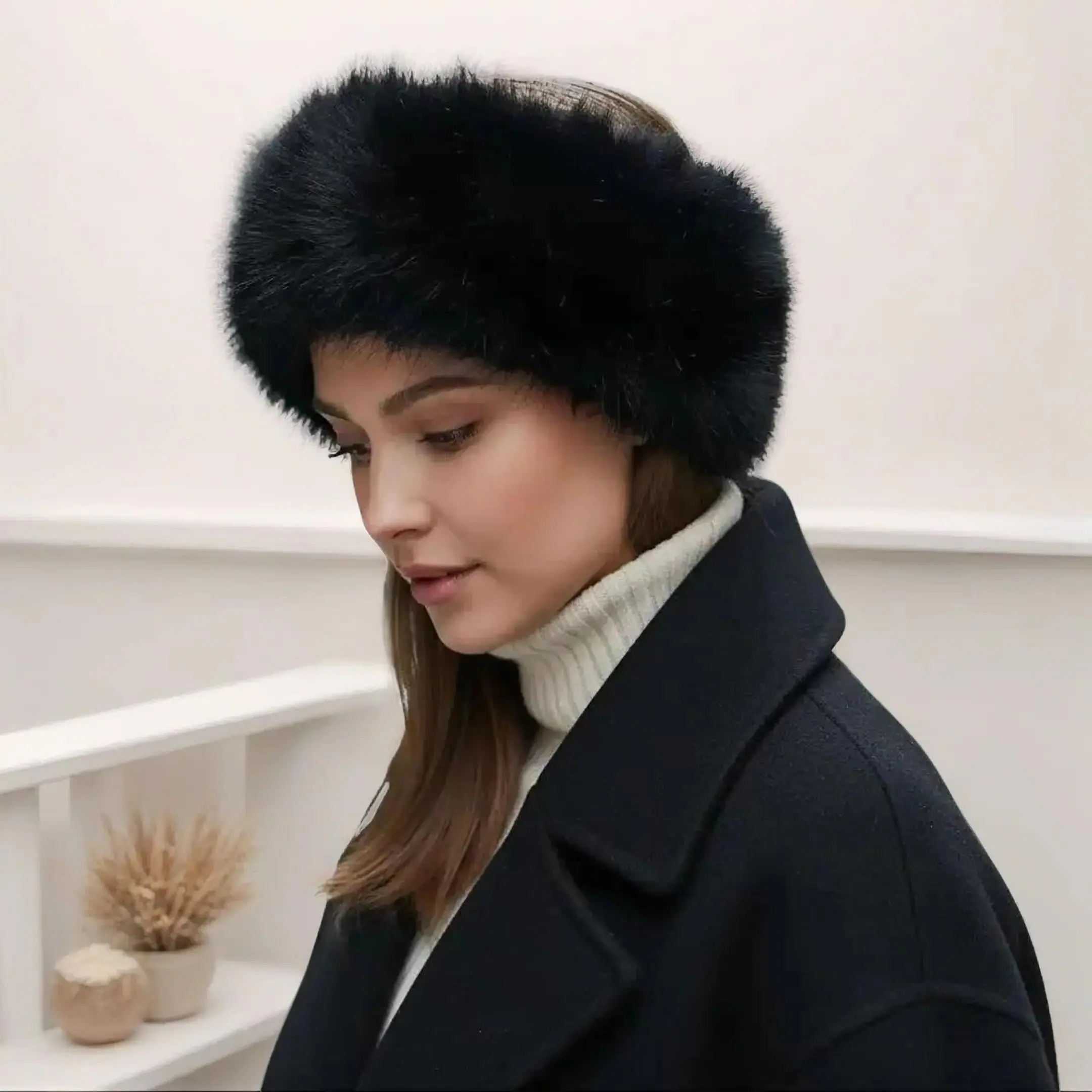Women's Fleece Faux Fur Headband Earphones - Black Winter Fashion Hair Accessory for Females, Elastic Band, Soft Warm Plush Lining, Ear Protection, Snug Fit, Fluffy Look, Windproof, Heat Insulating, Ideal Cold Winter Gift, Fits Snugly, Ideal Gift For Cold